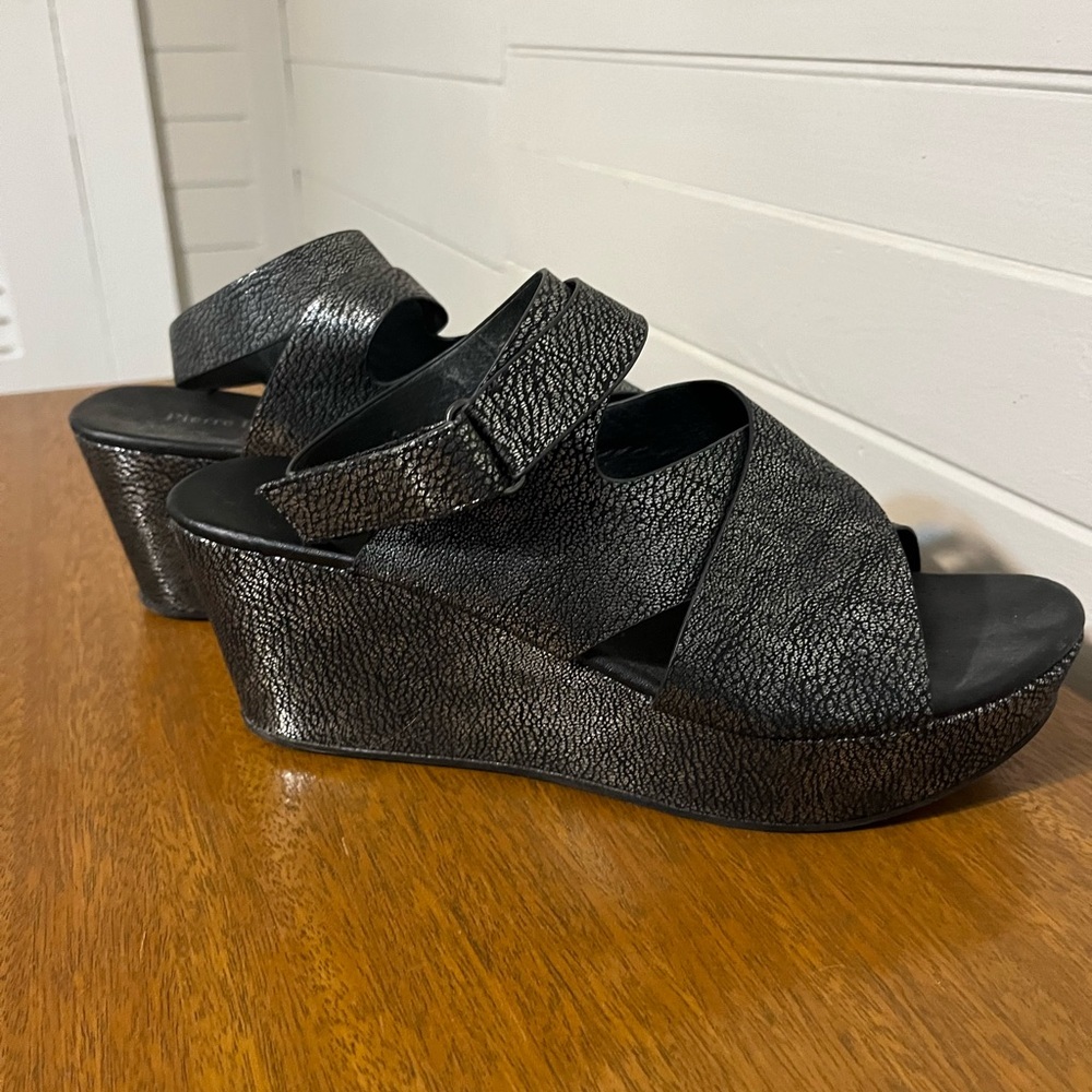 Pierre Dumas Wedge sandals   Wrap around ankle